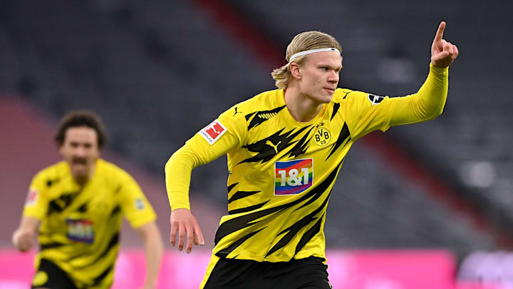 FC Bayern Muenchen v Borussia Dortmund - Bundesliga