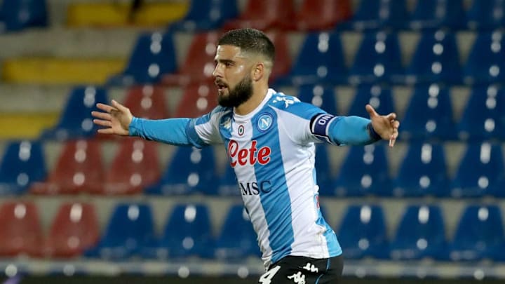 Insigne marcó y repartió asistencias