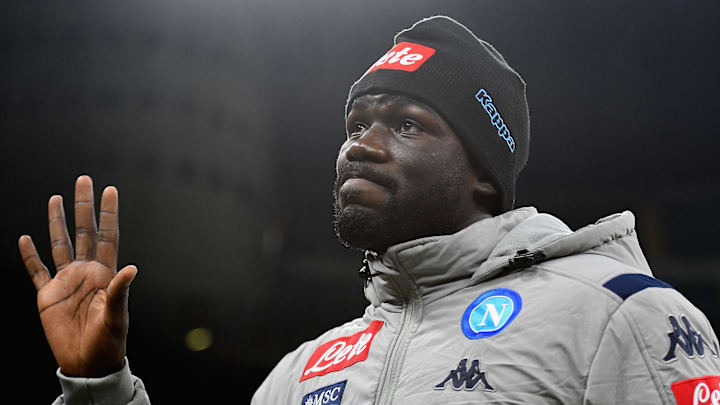 Napoli aceita negociar Kalidou Koulibaly por cerca de 75 milhões de libras.