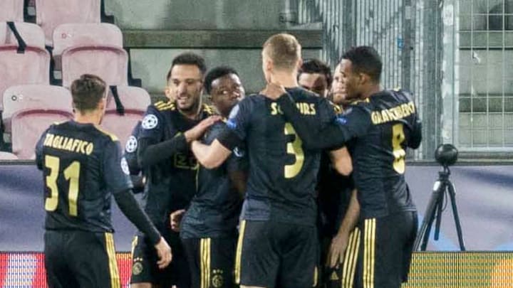 L'Ajax Amsterdam est toujours dans la course à la deuxième place.