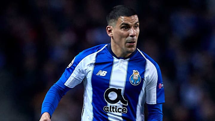 FC Porto v AS Roma - UEFA Champions League Round of 16: Second Leg