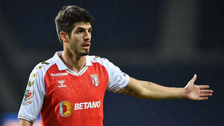 Lucas Piazon Braga 