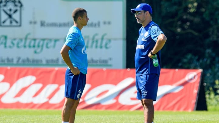 Können sich gegenseitig helfen: Bozdogan im Gespräch mit David Wagner