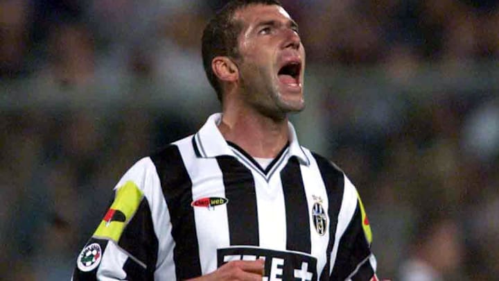Zinédine Zidane est devenu l'une des plus grandes stars du football avec la Juventus.