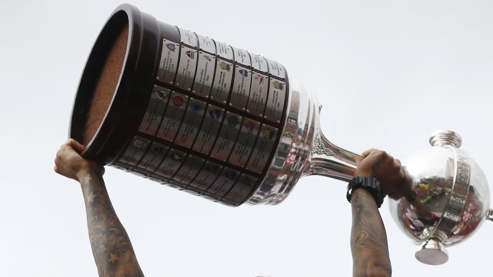 La Copa Libertadores de América, el trofeo que quieren todos.