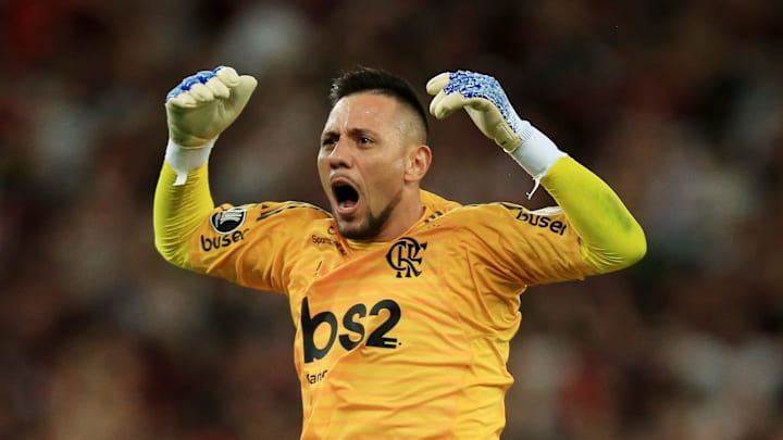 Diego Alves segue no Flamengo, e isso é bom para todos os envolvidos. Diego Alves segue no Flamengo, e isso é bom para todos os envolvidos.