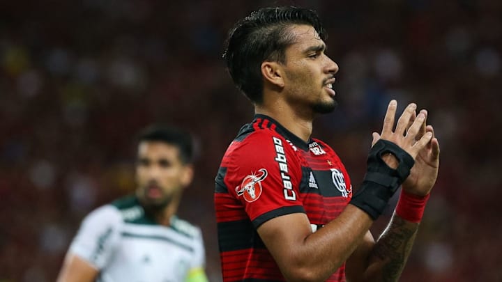 L'AC Milan a réussi à mettre la main sur le très courtisé Lucas Paqueta.
