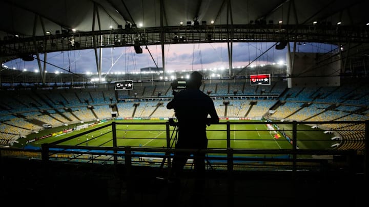 Campeonato Carioca no Maracanã. 