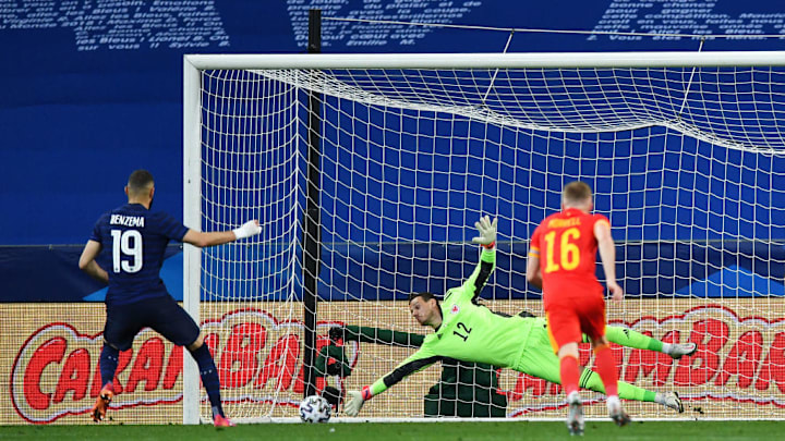 Danny Ward, Karim Benzema