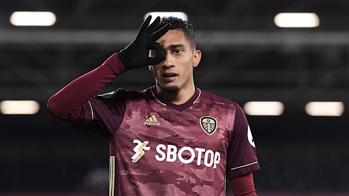 Você conhece Raphinha? Atacante do Leeds United é destaque na Europa. Você conhece Raphinha? Atacante do Leeds United é destaque na Europa.