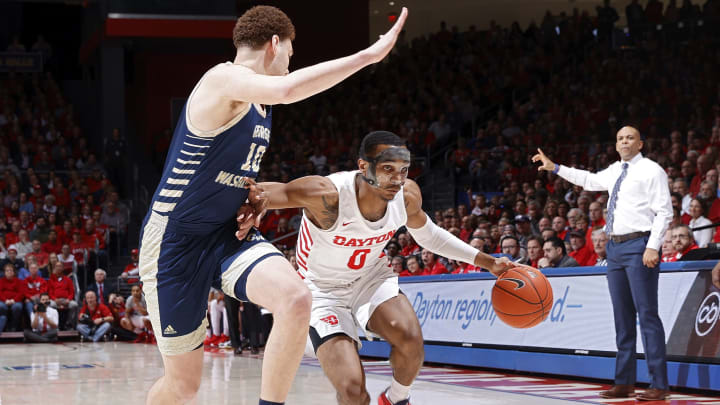 Dayton vs George Washington spread, odds, line, over/under, prediction and picks for Sunday's NCAA men's college basketball game. 