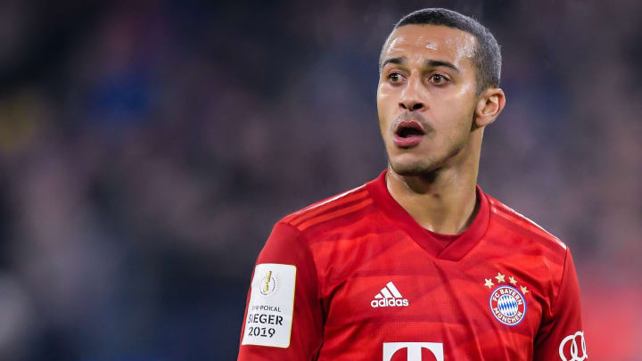 Thiago pourrait finalement être préféré à Wijnaldum Thiago pourrait finalement être préféré à Wijnaldum