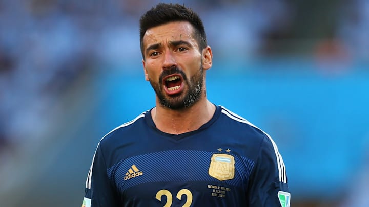 Lavezzi, titular en la final