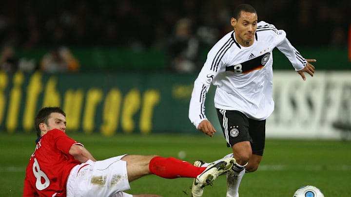 Michael Carrick, Jermaine Jones