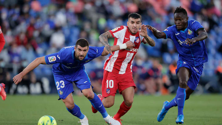 Angel Correa, Stefan Mitrovic