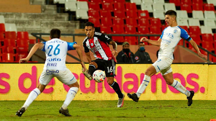 Godoy Cruz v River Plate - Copa de la Liga Profesional 2021