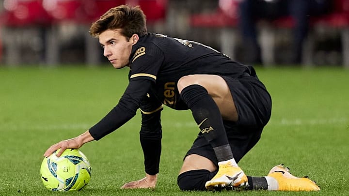 Granada CF v FC Barcelona - La Liga Santander