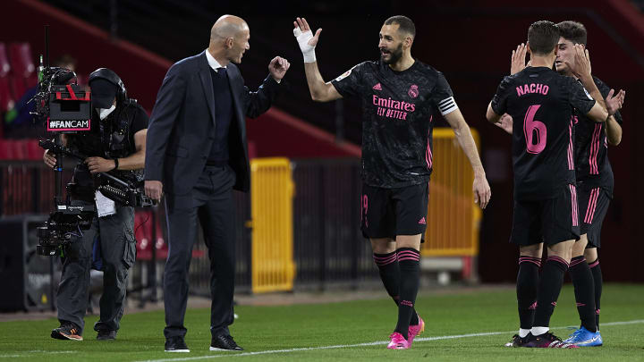 Karim Benzema expects Zinedine Zidane to stay Karim Benzema expects Zinedine Zidane to stay