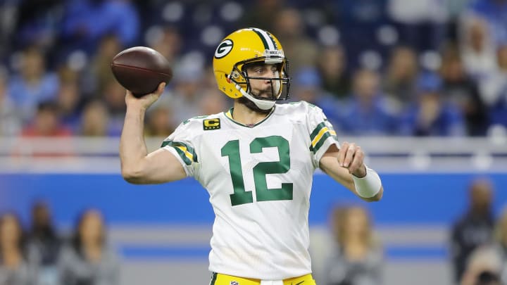 Aaron Rodgers sigue sin definir su futuro