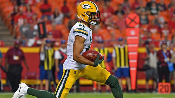 Former Green Bay Packers return specialist Trevor Davis has signed with the Chicago Bears.