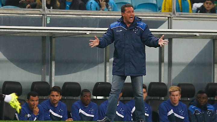 Gremio v Cruzeiro - Brasileirao Series A 2015