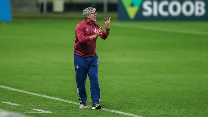 Odair Hellmann não tem agradado no Fluminense.