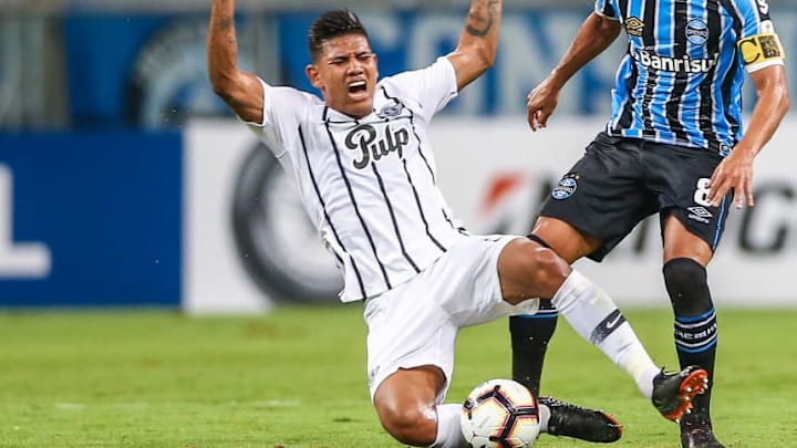 Gremio v Libertad - Copa CONMEBOL Libertadores 2019
