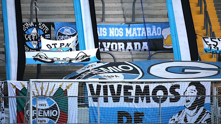Gremio v Santos - Copa CONMEBOL Libertadores 2020