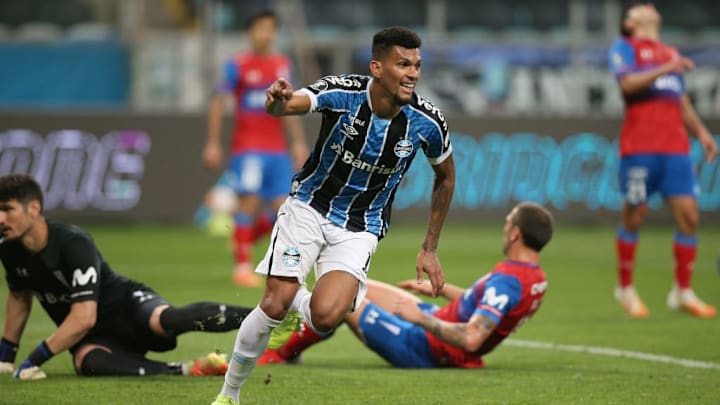 Gremio v Universidad Catolica - Copa CONMEBOL Libertadores 2020