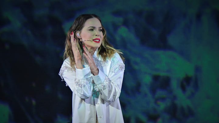 Belinda protagoniza las portadas de los medios mexicanos por su relación con Christian Nodal