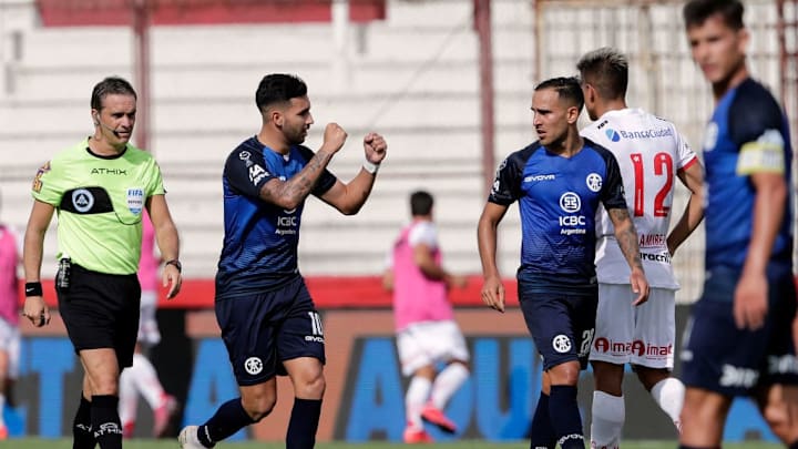 Huracan v Talleres - Copa de la Superliga