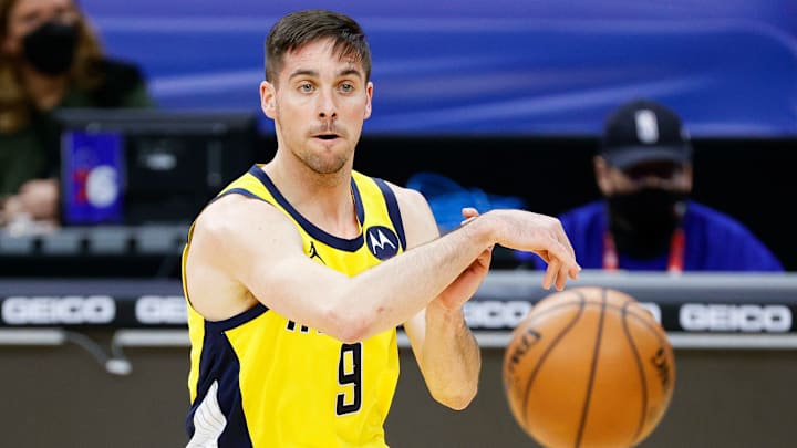 T.J. McConnell hizo historia con Indiana