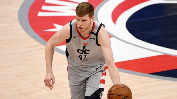 Davis Bertans tiene en sus manos un contrato bastante grande frente a su aporte real en los Washington Wizards