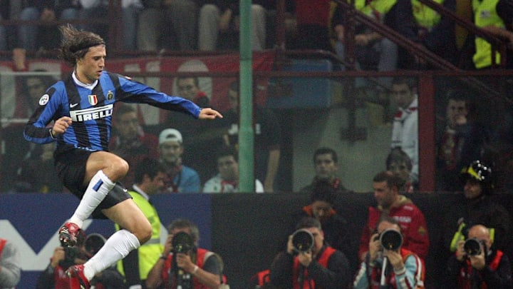 Hernán Crespo, celebrando un gol del Inter.