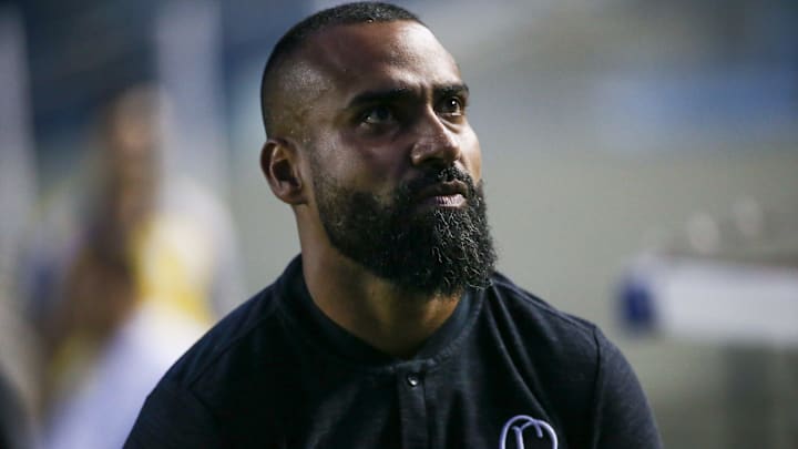 Efetivar Coelho é uma das opções mais prováveis para a diretoria corinthiana suprir a saída de Tiago Nunes.