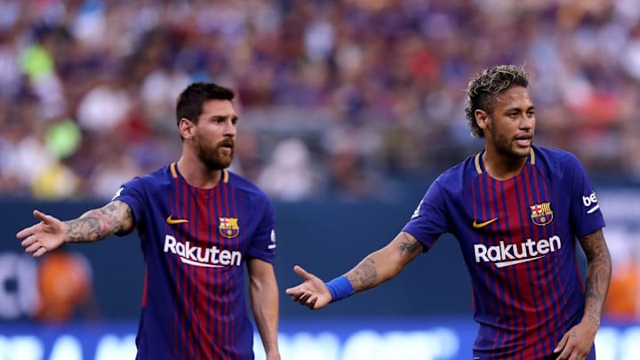 Messi podría pagar a Neymar con su salario