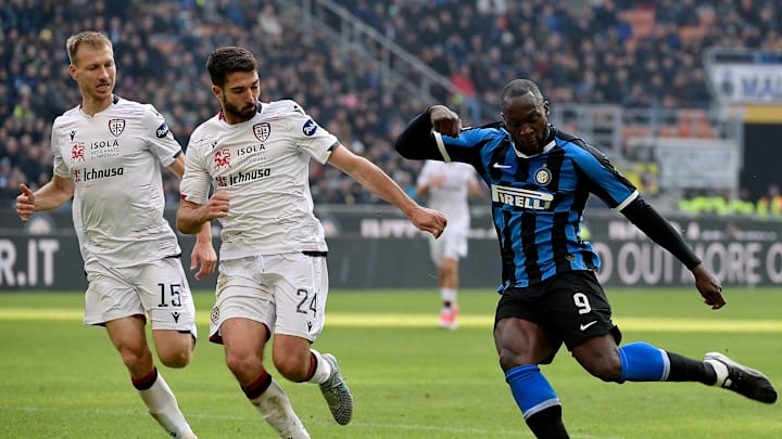 Inter Milan akan bertemu Cagliari, Minggu (13/12) dini hari WIB. Inter Milan akan bertemu Cagliari, Minggu (13/12) dini hari WIB.