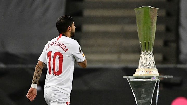 Banega atualmente joga no Al-Shabab.