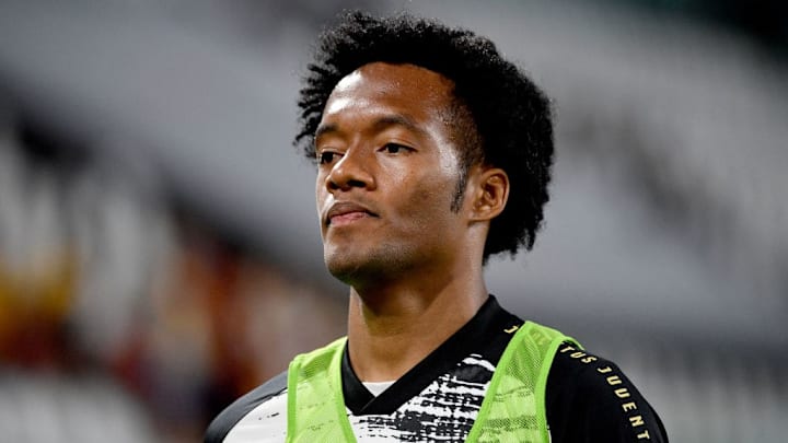 Cuadrado es electricidad pura