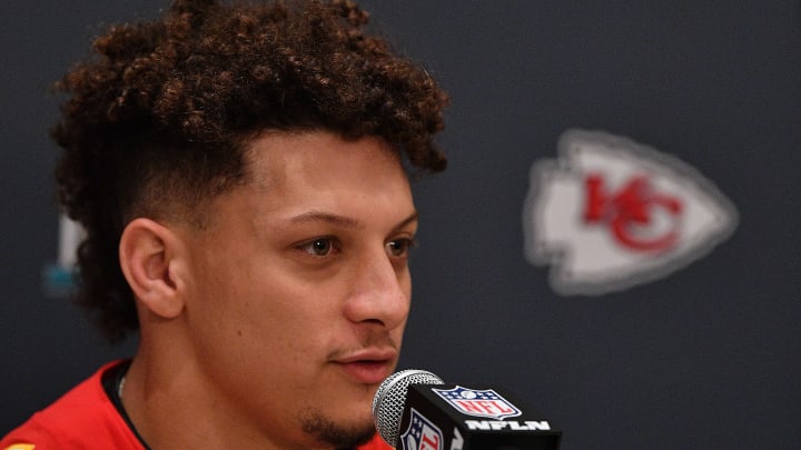 Patrick Mahomes is Flying His Barber Out to the Super Bowl Because a ...