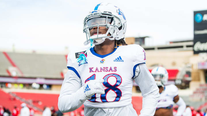 Baylor vs Kansas prediction and college football pick straight up for a Week 3 matchup between BAY vs KU.