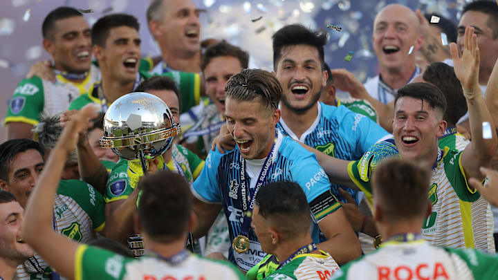 Defensa Campeon Los Ultimos Clubes Argentinos En Ganar Su Primer Titulo Internacional