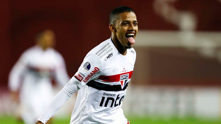 Lanus v Sao Paulo - Copa CONMEBOL Sudamericana 2020