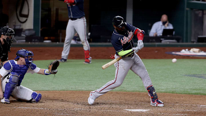 Atlanta castigó al relevo de los Dodgers en el Juego 1