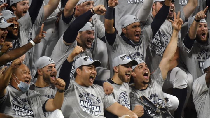 Rays avanzan a la Serie Mundial por primera vez desde el 2008