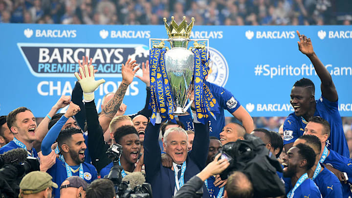 Leicester City merayakan titel juara Liga Inggris musim 2015/16
