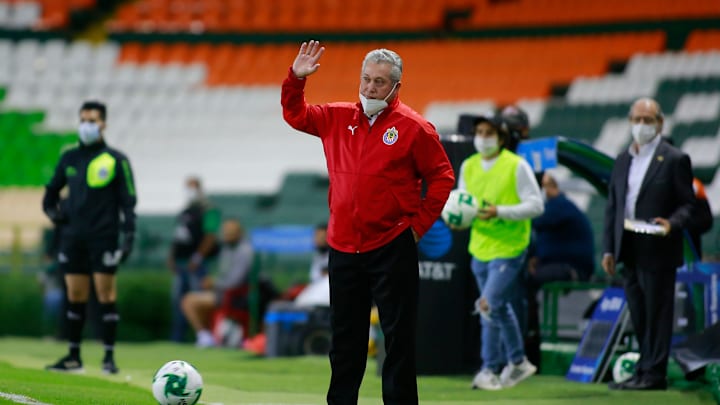 El entrenador del Rebaño podría no contar con dos futbolistas para el primer partido del equipo El entrenador del Rebaño podría no contar con dos futbolistas para el primer partido del equipo