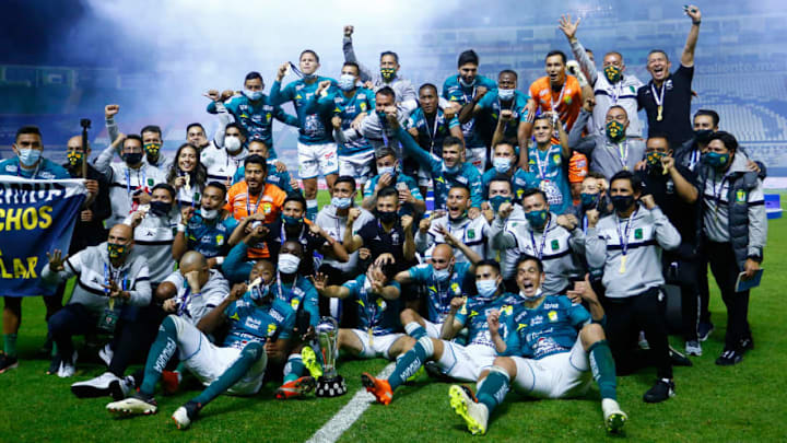 Los Esmeraldas se hicieron con el cetro de Liga MX al vencer a Pumas en el Estadio Nou Camp.