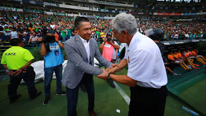 Ignacio Ambriz, Ricardo Ferretti