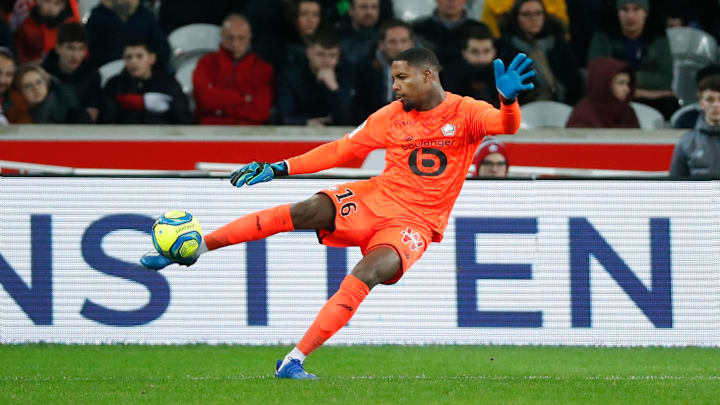 Lille OSC v Olympique Lyonnais - Ligue 1 Lille OSC v Olympique Lyonnais - Ligue 1